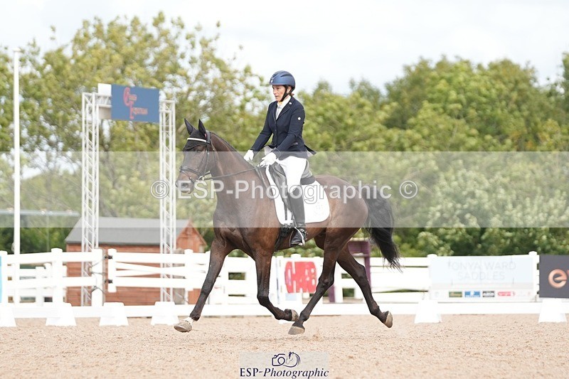 250906-113117-02012 - 027-Amanda.KingInvincible