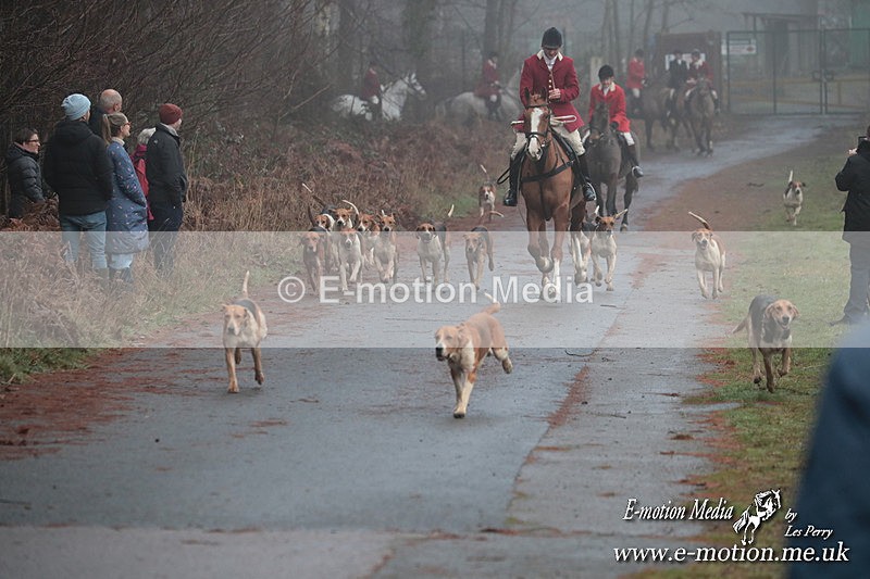 HUPY 261224 141 - Pytchley with Woodland Hunt Boxing Day Meet 26th December 2024