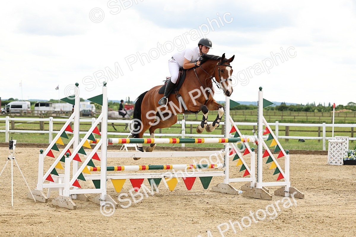 SBM_006210 - Class 19 - Senior Newcomers - 1.10m