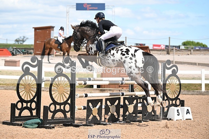 250709-151547-01101 - Cls 6 Snr Fox & 1.20m