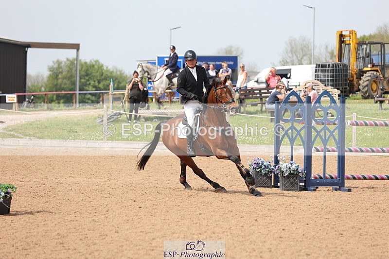 240511A-151736-14620 - Cls 36 National 1.30m Open