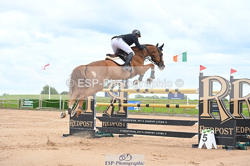 230721A-152420-07210 - Cls 10, 2 Star Big 1.45m Start to break