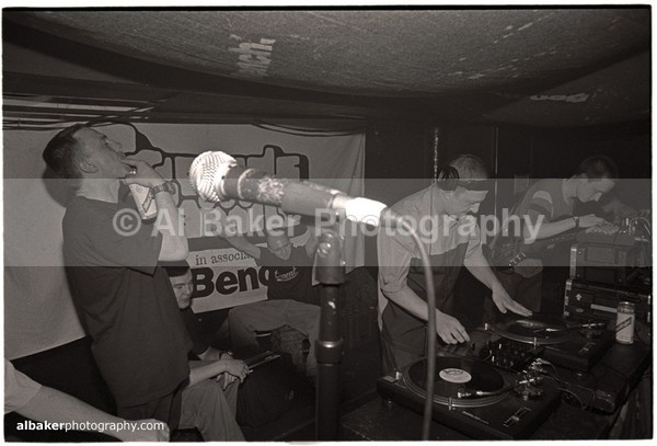 14 - Friends-&-Family @ the-roadhouse 14.04.01