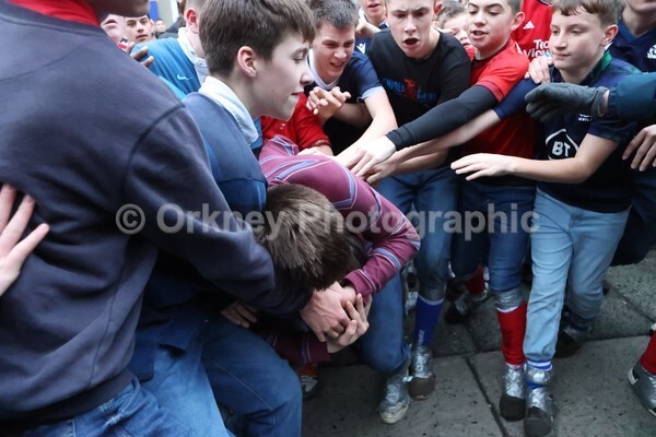 AA075955 - Christmas Boys Ba'