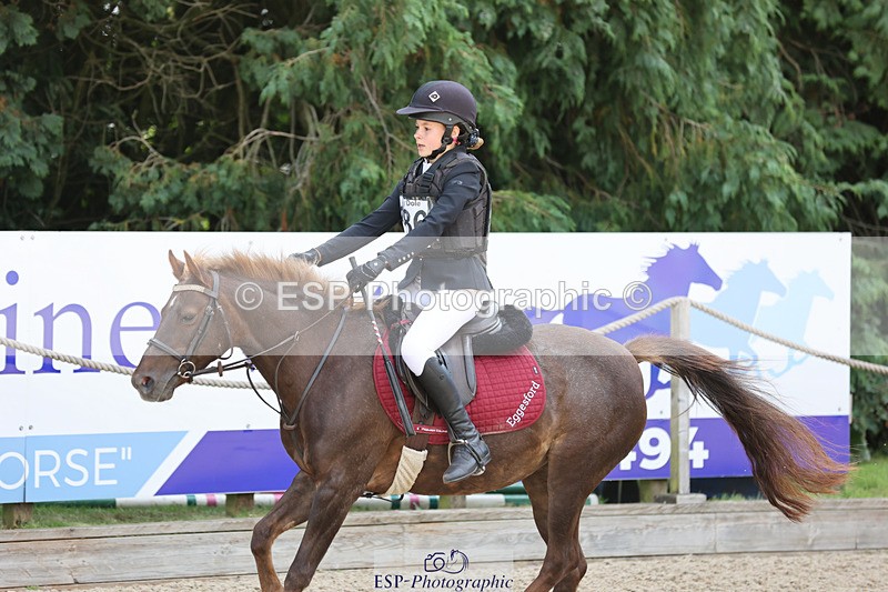 240823X-105928-15717 - 60cm R1 10.00 to 11.30