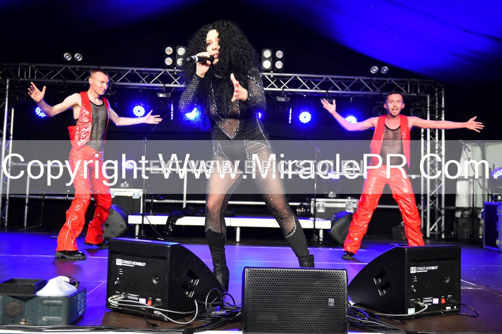 SH4_6650 - The Cher Experience