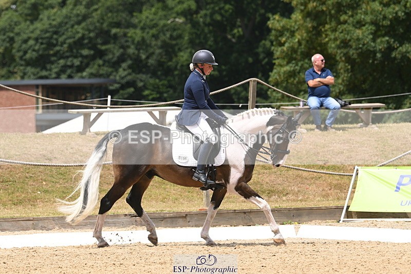 250720A-123804-10408 - 164-Dominique.Kinnaird-Perry-Pallas.Vanquish