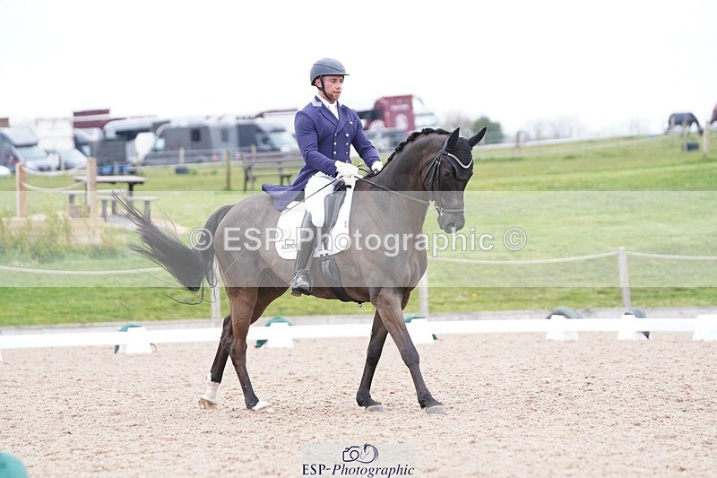 250403-154840-03175 - 023-Davy.Harvey-Diamond.Blue