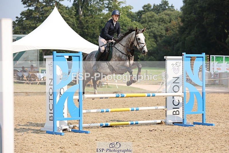 250816A-105736-00914 - Cls 3 Snr British Novice