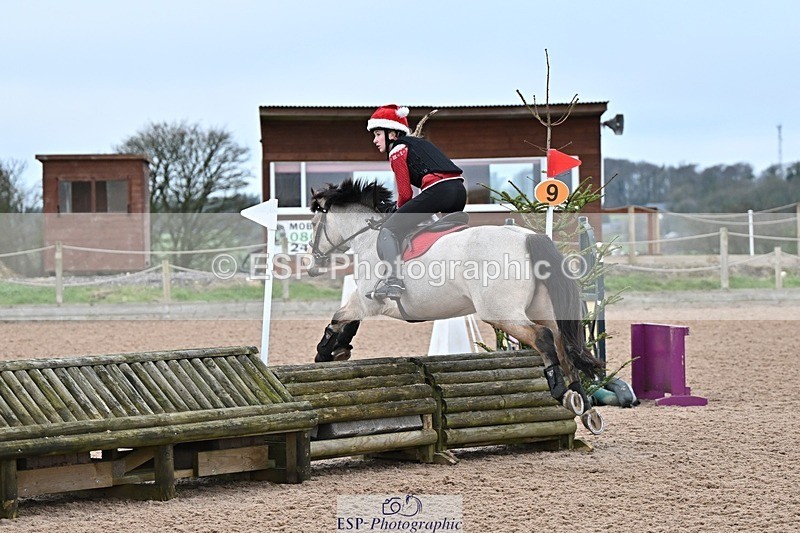 241215-100445-00162 - 70cm