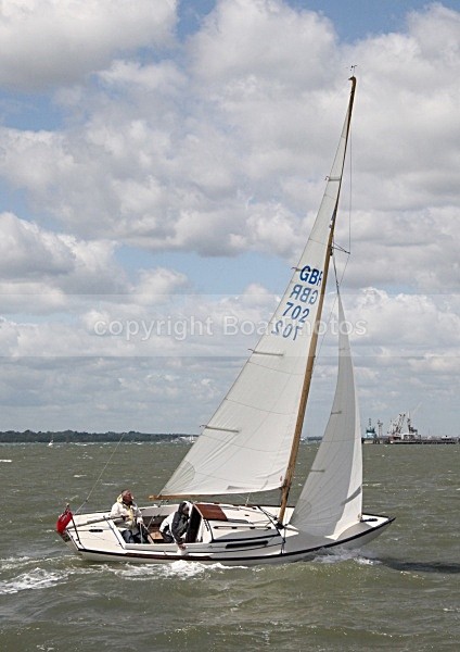 090526 GBR702 IMG_4013 - Sailboats - monohull