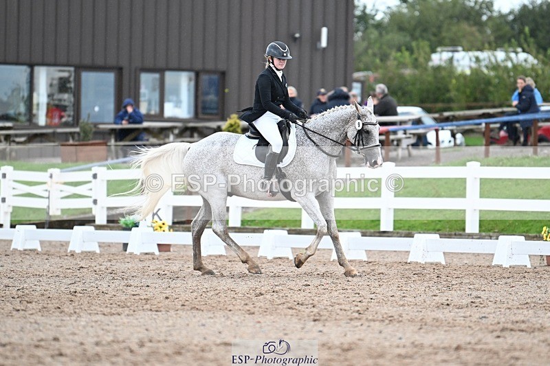 250907-125608-08487 - 009-Terri.EllawayTagula.Passion