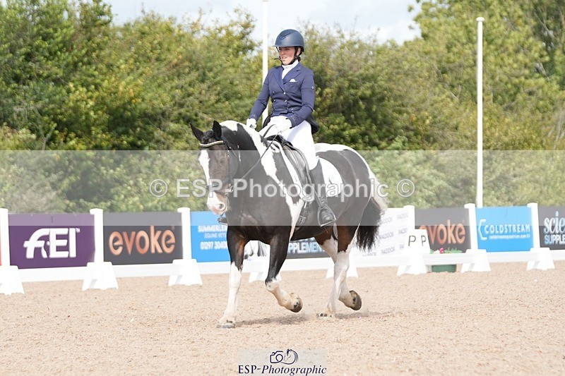 250906-121732-02286 - 082-Samantha.FussellDai.The.Pied