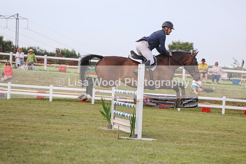 3E7A1014 - Class D: Showjumping Senior Newcomers/1.10m open
