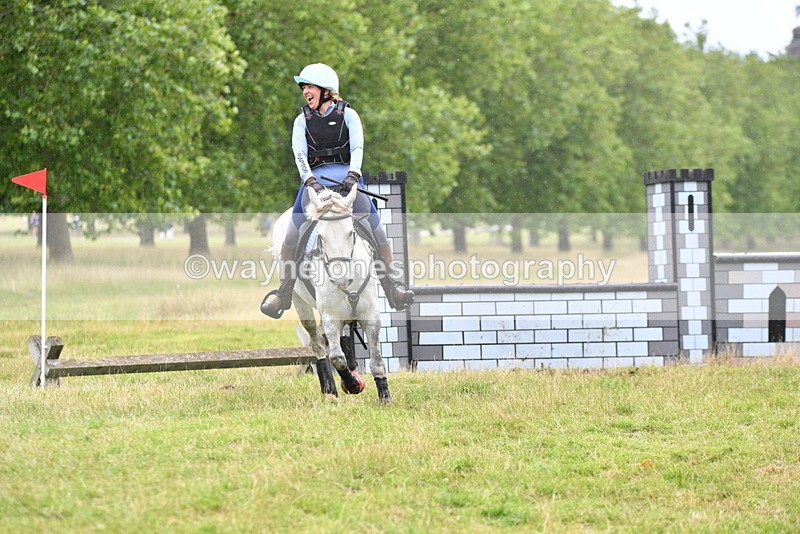 WJ5_2885 - Time at Jump 14:47 to 15:17