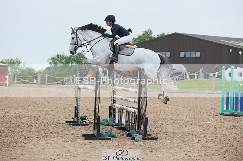 250524-124115-04735 - Cls 15 Snr Fox 1st Rnd