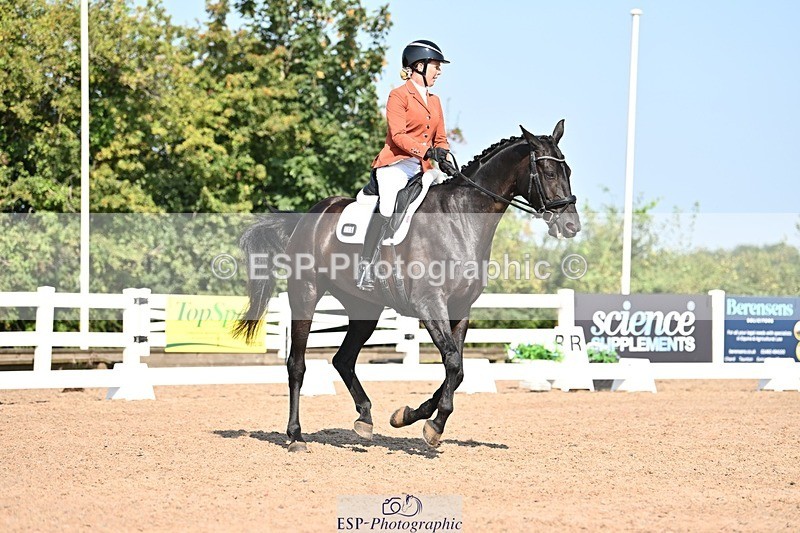 250816-102658-03137 - 118-Charlotte.DickerDevaldi's.Kiss