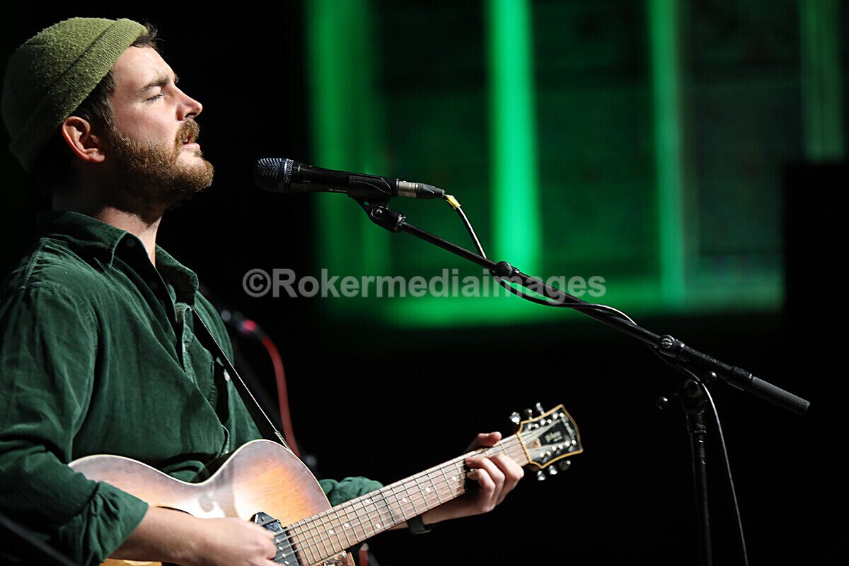 FOLK N BLUES-594 - FOLK and BLUES SEPT 2022