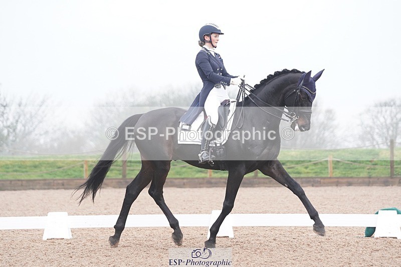 250404-083404-03778 - 069-India.Hamilton-Burnet-Kissingdale