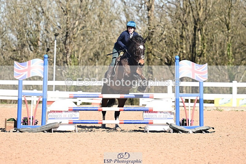 260318B-104607-00171 - Clear Round & Brit Nov 90cm