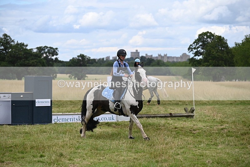 WJ6_5727 - Time at Jump 14:42 to 15:23