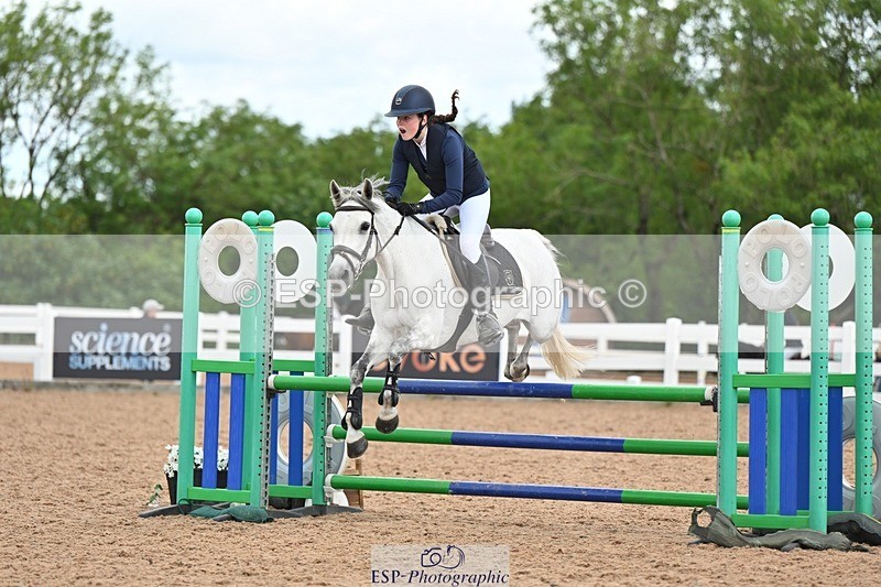 260628-101843-07195 - Cls 36 Pony Discovery + 90cm Open