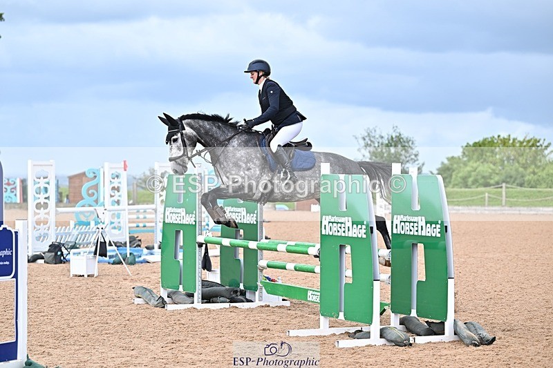 260610-101252-00118 - Cls 2 Snr British Novice and 90cm