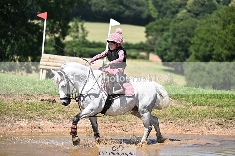 240729B-145940-02934 - Abbie's Group XC