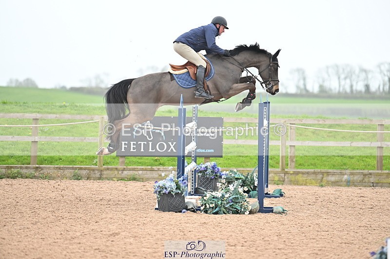 240405A-151429-02236 - Cls 6 National 1.40m Open