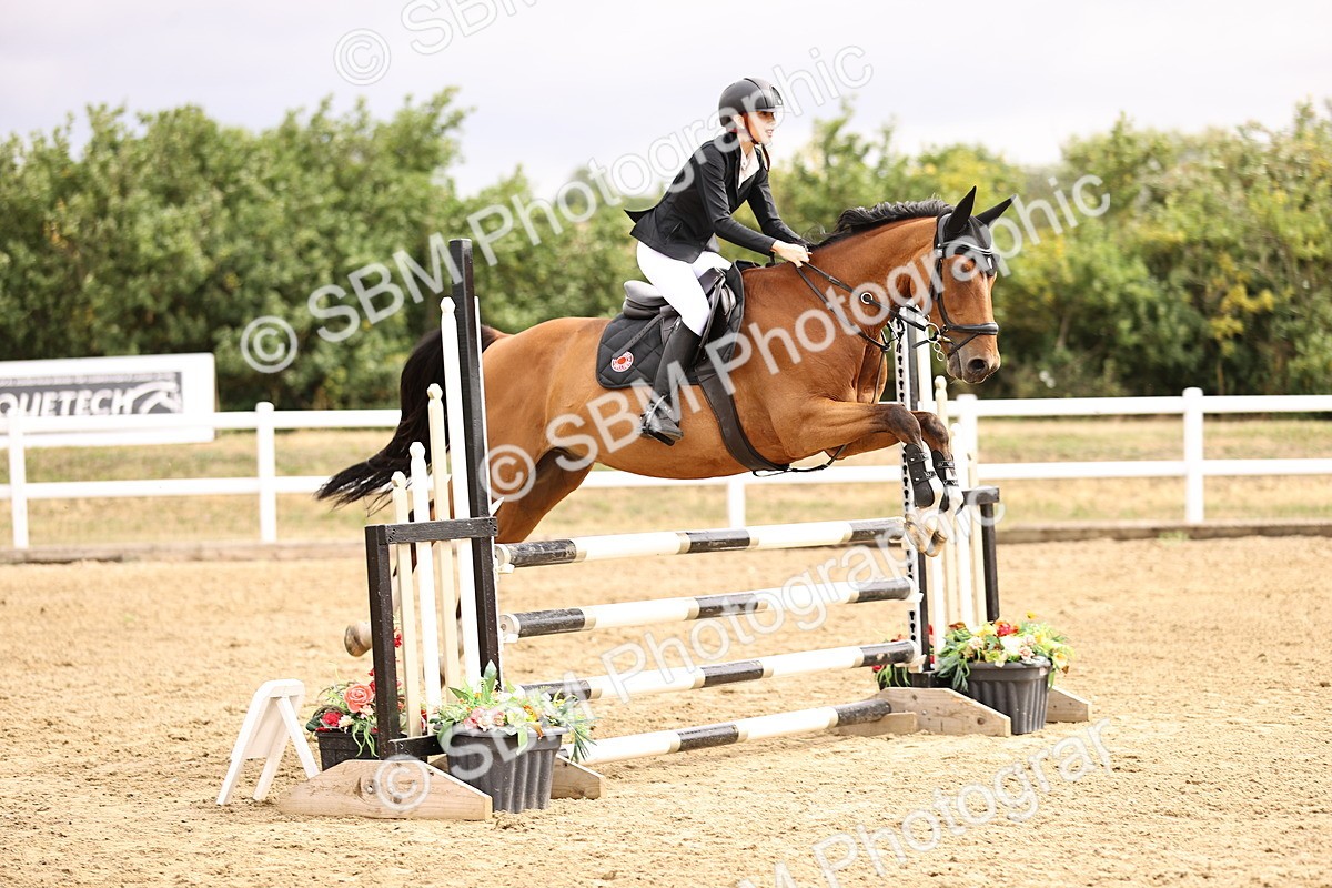 SBM_012860 - Class 13 - Senior British Novice - 90cm Open