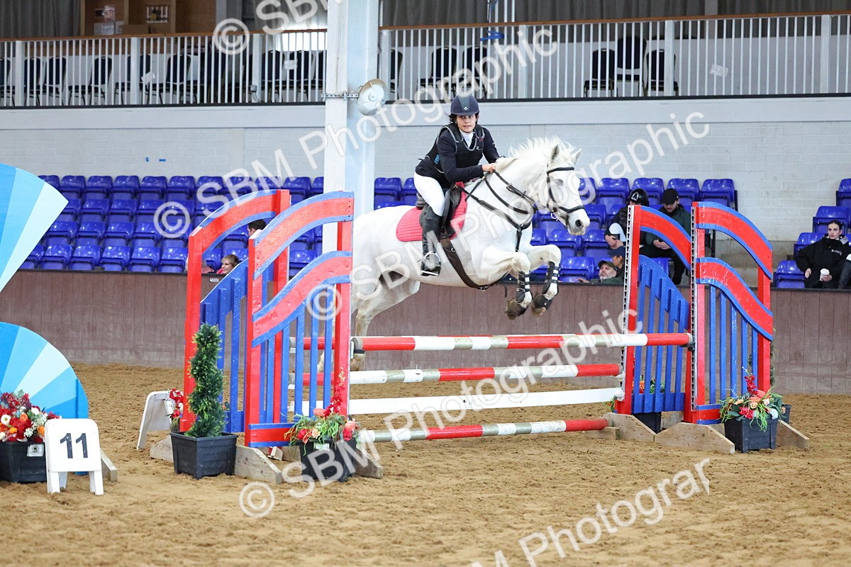 SBM_005631 - Class 22 - Bliss of London Novice Winter Championship Qualifier 90cm
