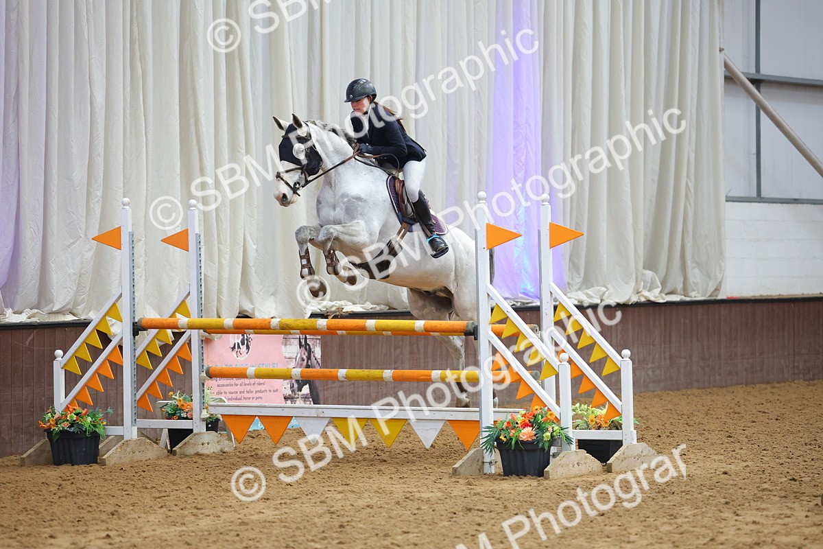 SBM_010785 - Class 23 - Senior Newcomers/ 1.10m Open - First Round (1.10m)
