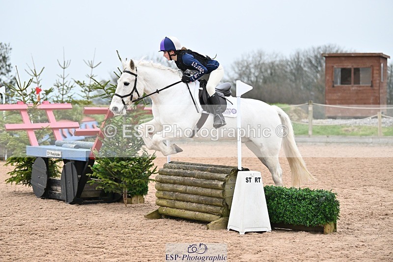 250118-112400-00689 - Cls 2 A&B 80cm 10.45 to 11.40