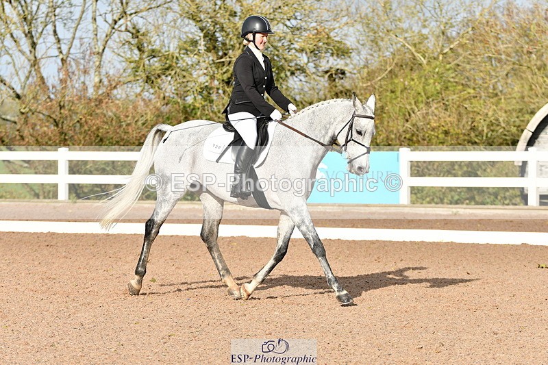 231104A-105605-00179 - Cls 4 Novice 22