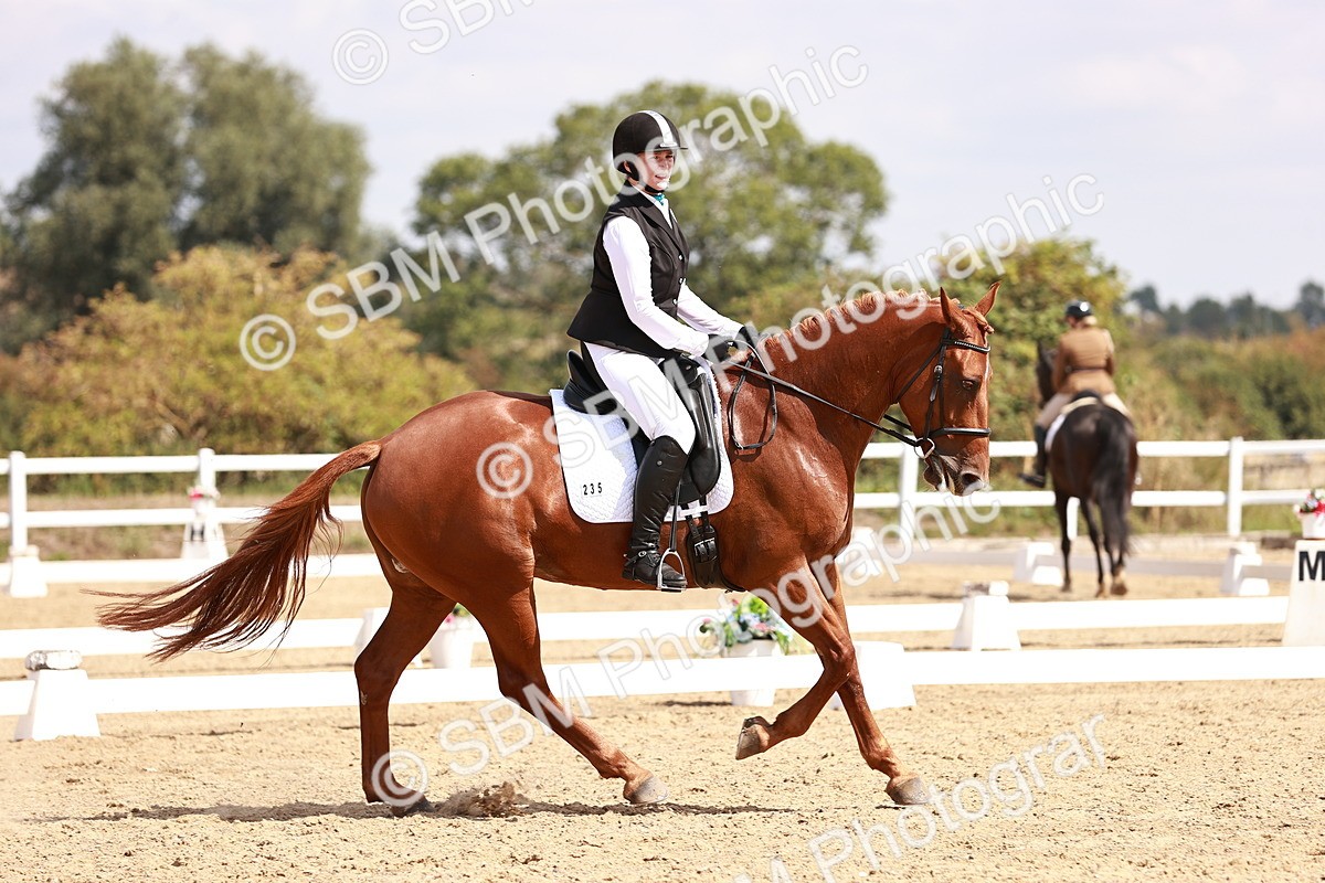 SBM_018498 - Class 17 - Novice 6