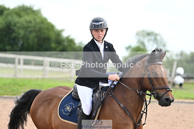 240630A-142445-14144 - Cls 25 HOYS 138cm Qualifier