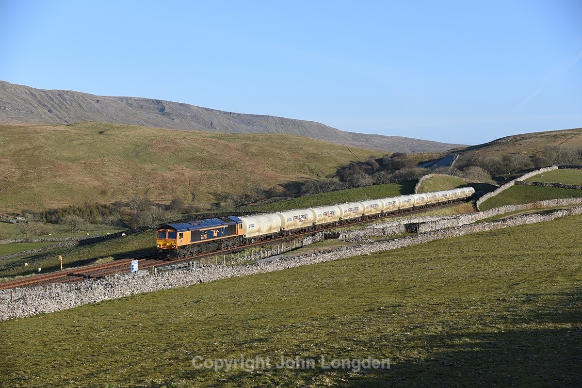 JL - 21.4.21 66723 6C00 Clitheroe - Carlisle, Greengates - Greengates