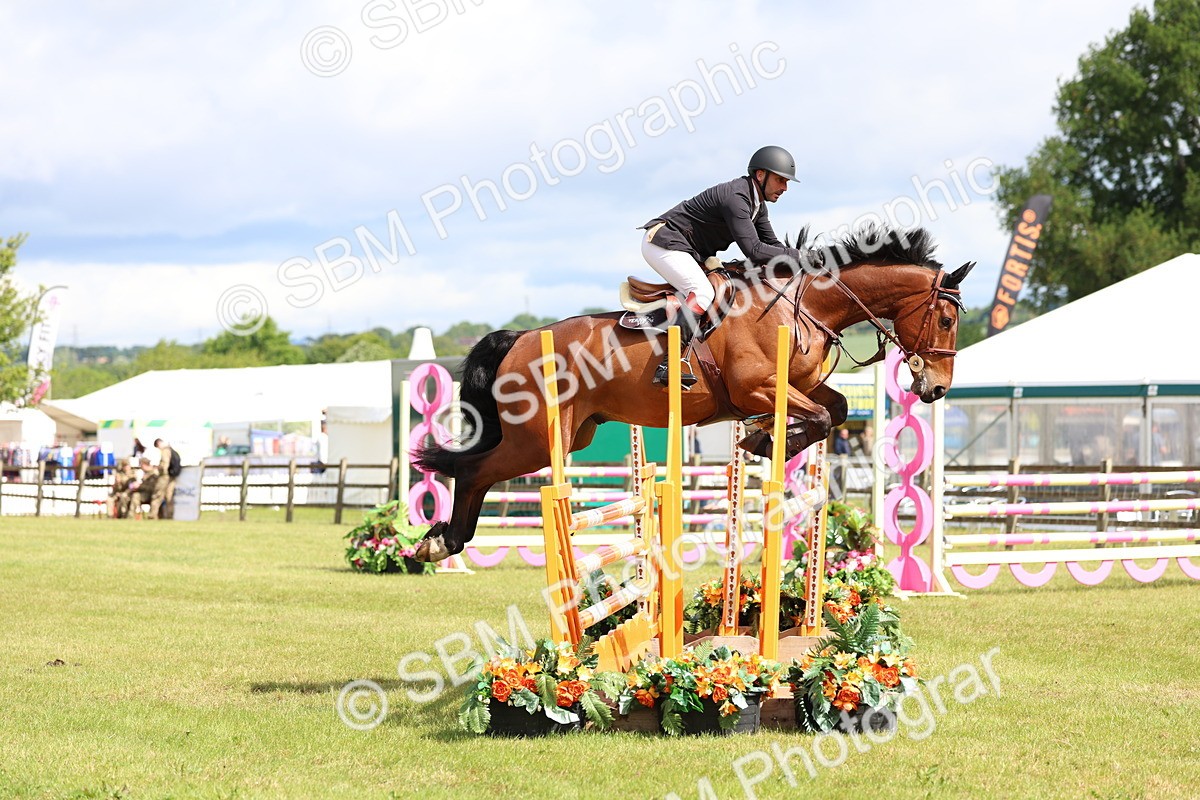 SBM_13361 - Class 206 - Senior Newcomers - 1.10m Open