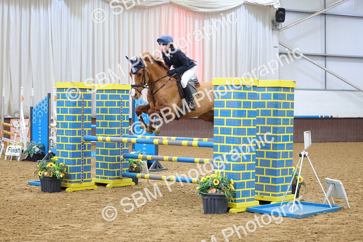 SBM_008246 - Class 21 - Nupafeed Supplements Senior Discovery/ 1m Open - First Round (1.00m)