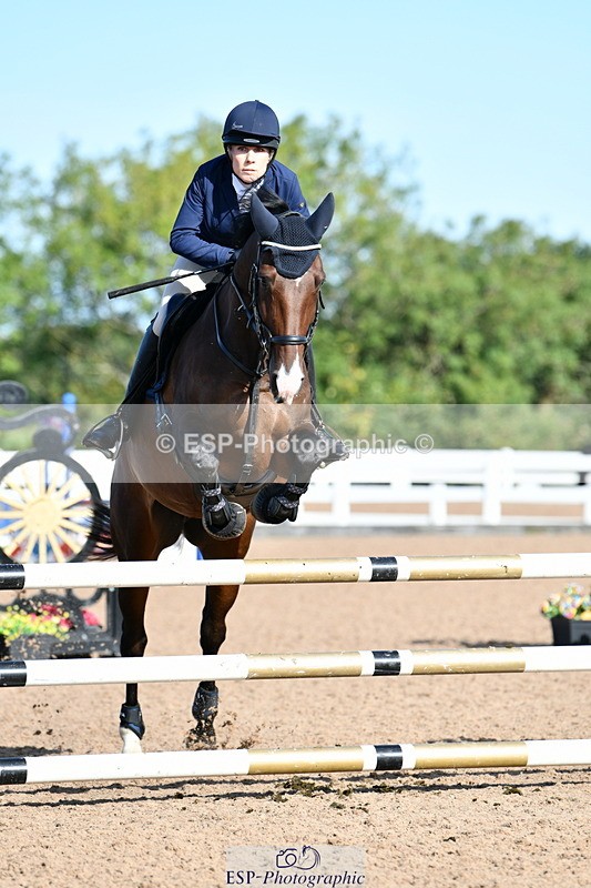 240913A-100415-03088 - Cls 20 Snr British Novice and 90cm Open