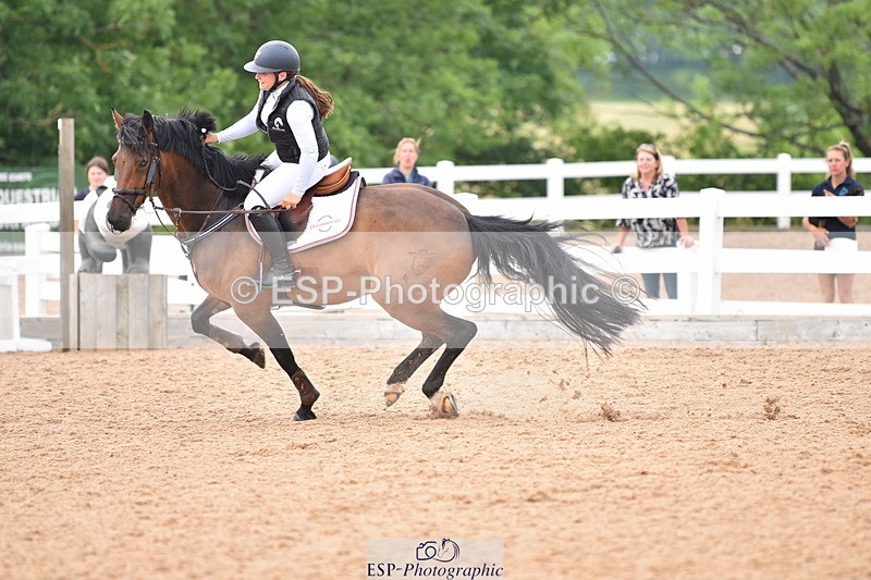 230609A-180554-01786 - Jolly Jumps Ride and Run