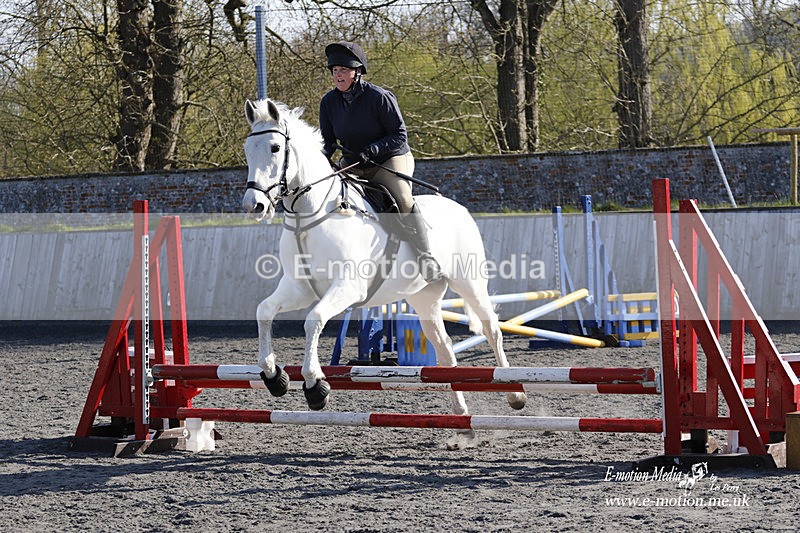 _EST0212 - Bourne Valley Riding Club Winter Showjumping 27/03/22