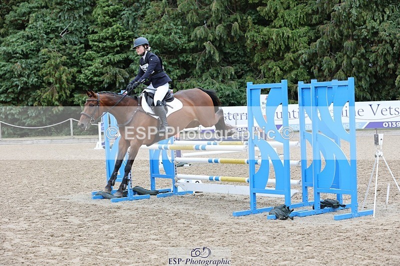 250803A-094600-09571 - K-451-Mae.Jackson-SWEET.RIOT