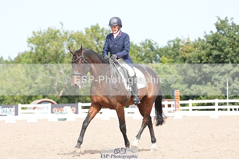 250815-120146-01035 - 015-Susan.LanzWellshead.Foxtrot