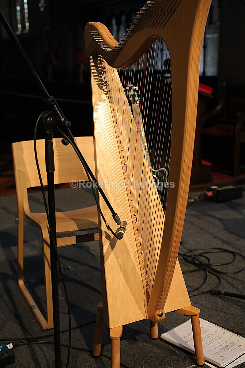 FOLK N BLUES-4 - FOLK and BLUES SEPT 2022