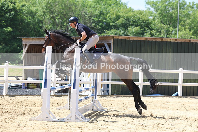 3E7A9744 - Class 8: Senior 80cm