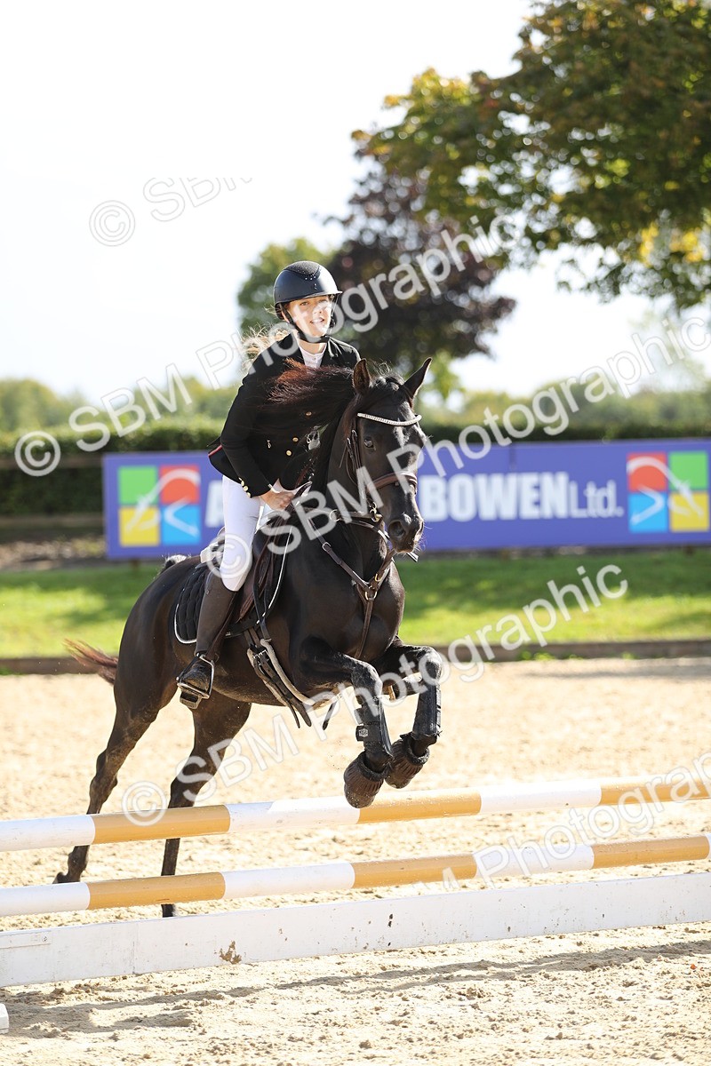SBM_40200 - J21 - Junior Horse 60cm Championship
