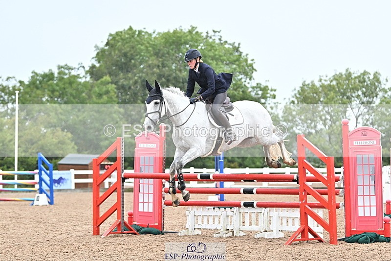 240925A-124846-00710 - Cls 3 Snr 1.05m Open