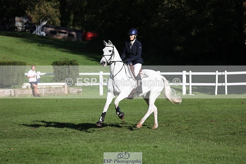231022-105534-24835 - 651-RATHNAGREW.GREY.TEX-Nicola.Horsley-gubbins-TrotUp+SJ