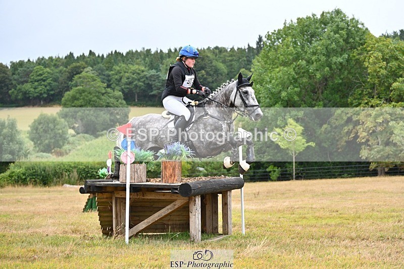 250803A-130458-14016 - M-573-Josie.Jackson-CLOONEEN.WALTZING.WILLOW